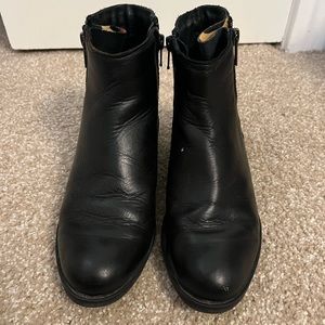 BTU by Bertuchi Black Ankle Boot w/ Leopard